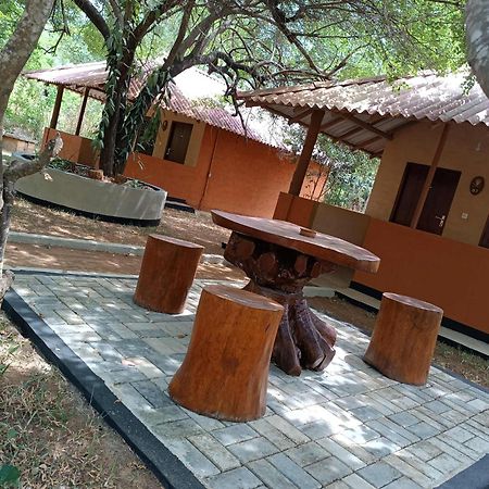 Hotel Niyagala Lodge Sigirija Zewnętrze zdjęcie